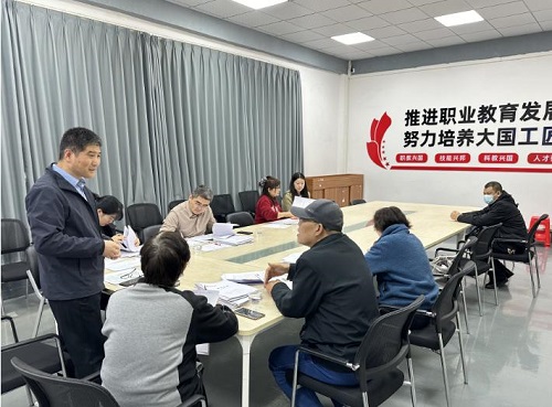 检查组在大旺校区进行教学检查交流.jpg
