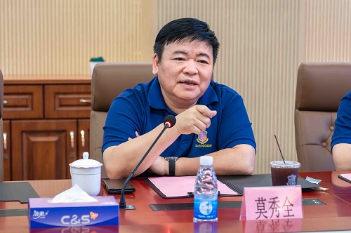 世界杯官网副董事长莫秀全.jpg