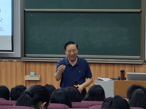 主讲人李成.JPG