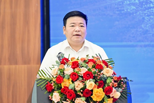 莫秀全作开班动员讲话.jpg