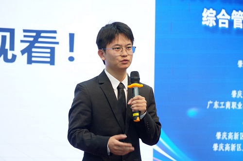 参赛选手.JPG