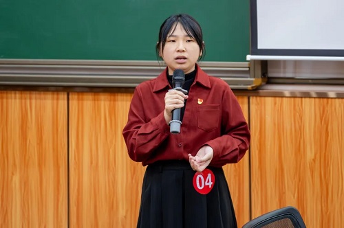 比赛选手.jpg