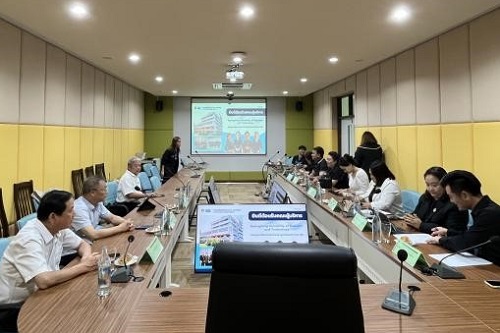 苏梅岛校区座谈现场.jpg