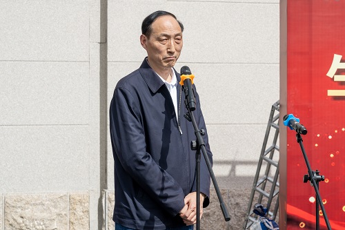 和飞讲话.jpg