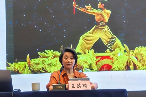王鸿昀主讲.jpg
