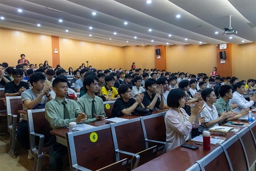 宣讲会现场.jpg
