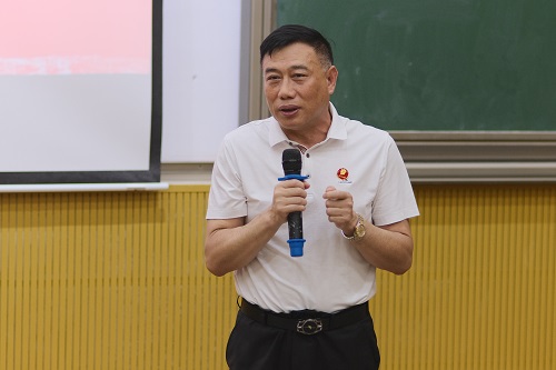 丁勇讲话.JPG