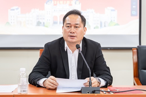 卢景值讲话.jpg