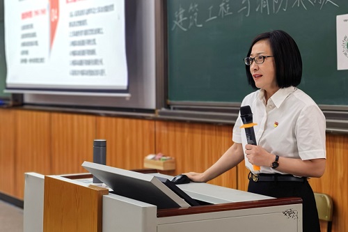 许辉主讲.jpg