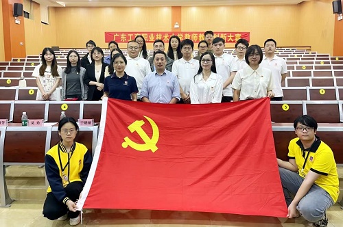 合影留念.jpg