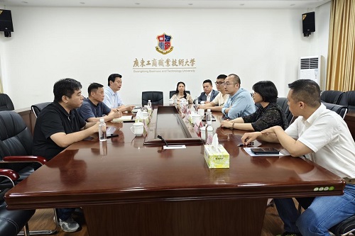 会谈现场.jpg