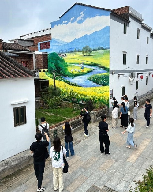 实地考察.jpg