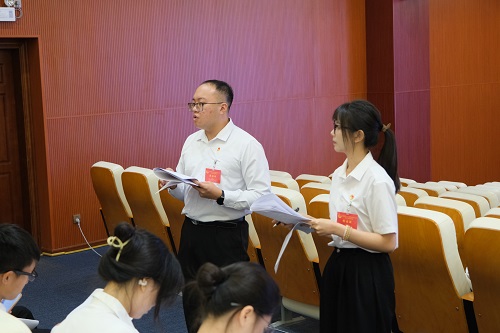 各代表团会议现场.jpg