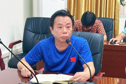 林峰讲话.jpg 林峰讲话.jpg