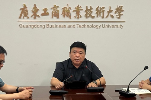 莫秀全讲话.jpg 莫秀全讲话.jpg