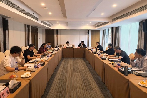 会议现场.jpg 会议现场.jpg